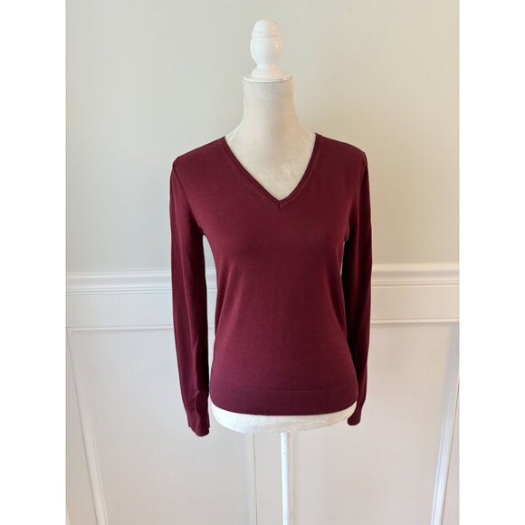 Banana Republic Forever Sweater XS V-Neck Maroon - Picture 1 of 6